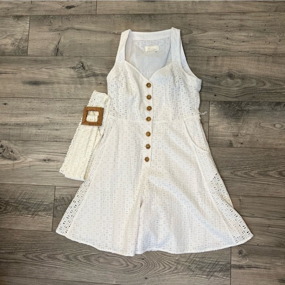 Anthropologie White Belted Eyelet Shorts Romper with Pockets- Size 8 - Picture 7 of 16